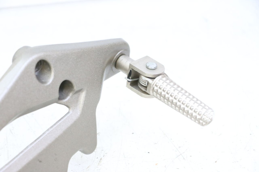 photo de PŁYTKA PODNÓŻKA PRZEDNIA PRAWA KIDEN KD125-G 125 (2018 - 2022) - Oznaczenia i referencje