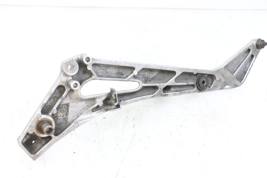 photo de PŁYTKA PODNÓŻKA PRZEDNIA PRAWA HONDA NTV DEAUVILLE 650 (1998 - 2001) - Zbliżenie techniczne