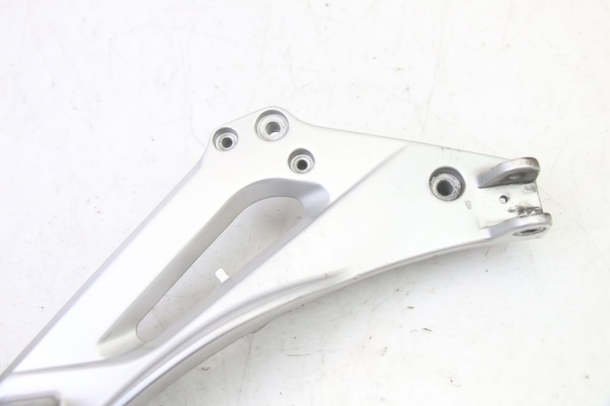 photo de PŁYTKA PODNÓŻKA PRZEDNIA PRAWA HONDA NTV DEAUVILLE 650 (2001 - 2006) - Zoom stanu zużycia