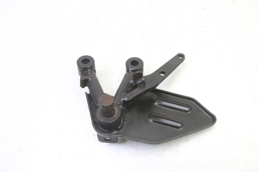 photo de PŁYTKA PODNÓŻKA PRZEDNIA PRAWA MAG POWER R-STREET 50 (2016 - 2025) - Zoom stanu zużycia