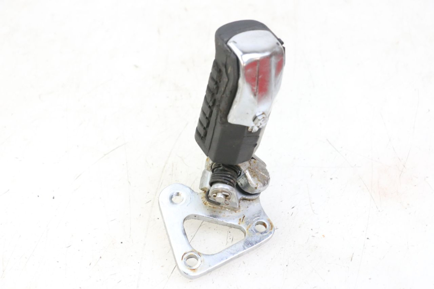 photo de PŁYTKA PODNÓŻKA PRZEDNIA PRAWA REGAL RAPTOR RAXTER 2 125 (2007 - 2015) - Inny kąt widzenia