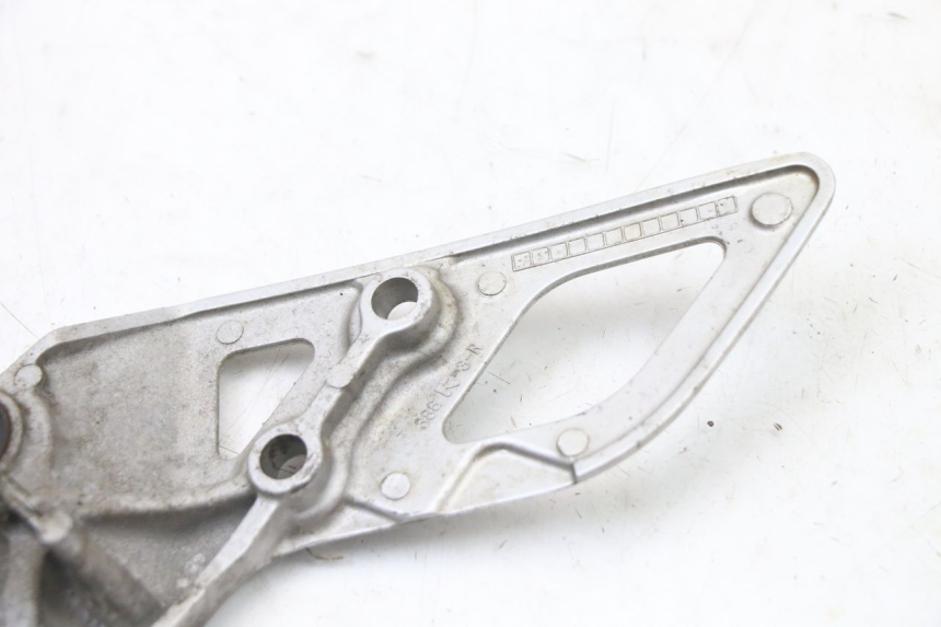 photo de PŁYTKA PODNÓŻKA PRZEDNIA PRAWA SUZUKI GSX F GSXF 650 (2007 - 2015) - Punkty mocowania