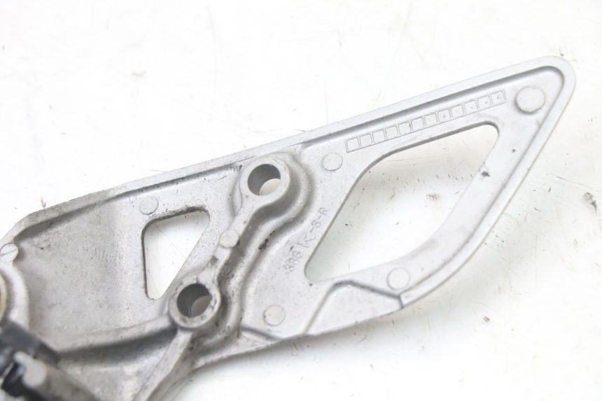 photo de PŁYTKA PODNÓŻKA PRZEDNIA PRAWA SUZUKI GSX F GSXF 650 (2007 - 2015) - Punkty mocowania