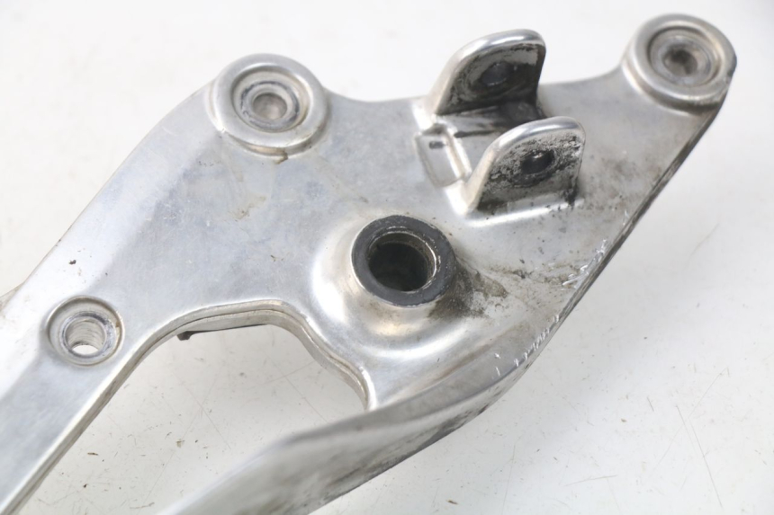 photo de PŁYTKA PODNÓŻKA PRZEDNIA PRAWA YAMAHA TDM ABS 900 (2002 - 2014) - Punkty mocowania