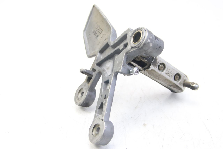 photo de PŁYTKA PODNÓŻKA PRZEDNIA PRAWA SYM WOLF SB 125 (2011 - 2018) - Szczegół części