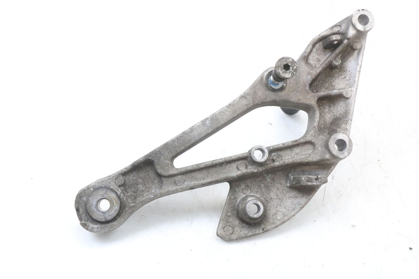 photo de PŁYTKA PODNÓŻKA PRZEDNIA PRAWA YAMAHA XJ600 XJ DIVERSION 600 (1992 - 1997) - Szczegół części