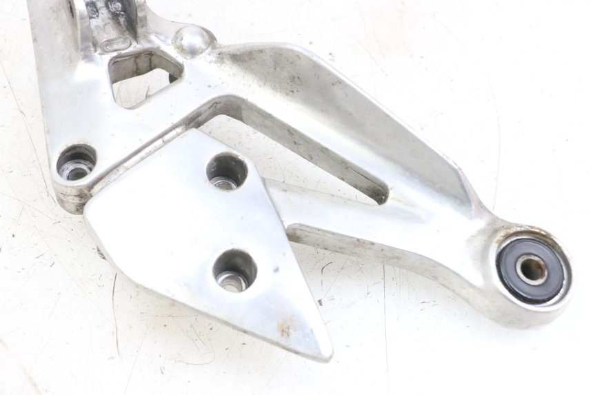 photo de PŁYTKA PODNÓŻKA PRZEDNIA PRAWA YAMAHA XJS DIVERSION 600 (1997 - 1999) - Szczegół części