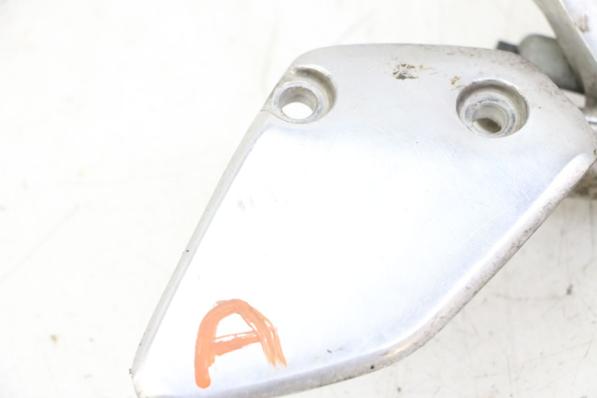 photo de PŁYTKA PODNÓŻKA PRZEDNIA PRAWA YAMAHA FZS FAZER 600 (2001 - 2003) - Widok ogólny