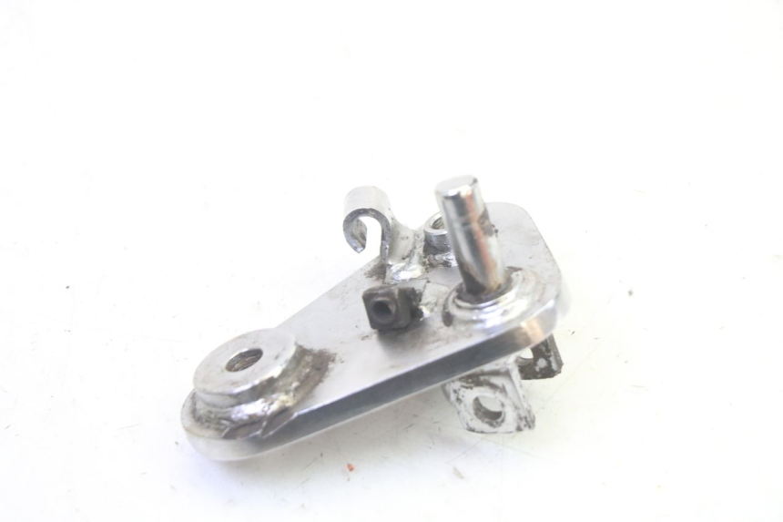 photo de PŁYTKA PODNÓŻKA PRZEDNIA PRAWA KYMCO ZING 125 (1997 - 2003) - Inny kąt widzenia