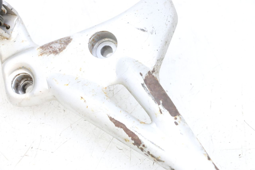 photo de PŁYTKA PODNÓŻKA PRZEDNIA LEWA MAG POWER BOMBERS 4T 50 (2016 - 2026) - Szczegóły charakterystyczne