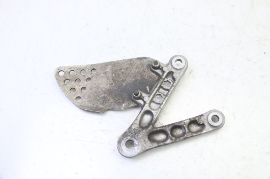 photo de PŁYTKA PODNÓŻKA PRZEDNIA LEWA HONDA CBR RR FIREBLADE 900 (1992 - 1994) - Zoom stanu zużycia