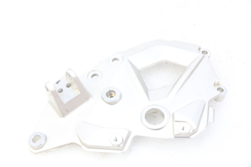 photo de PŁYTKA PODNÓŻKA PRZEDNIA LEWA BMW F GS K81 850 (2018 - 2023) - Szczegół części