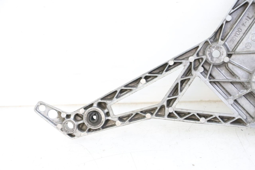 photo de PŁYTKA PODNÓŻKA PRZEDNIA LEWA YAMAHA FJ 36Y 1100 (1984 - 1985) - Inny kąt widzenia