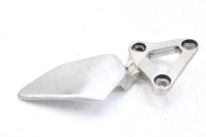 photo de PŁYTKA PODNÓŻKA PRZEDNIA LEWA YAMAHA FZS FAZER 600 (2001 - 2003) - Zbliżenie techniczne