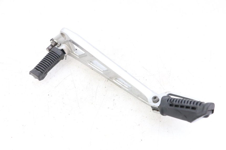 photo de PŁYTKA PODNÓŻKA PRZEDNIA LEWA HYOSUNG GF 125 (2001 - 2005) - Szczegół części