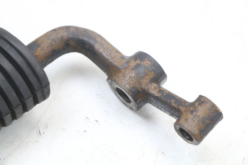 photo de PŁYTKA PODNÓŻKA PRZEDNIA LEWA SUZUKI GSX E 250 (1982 - 1983) - Inny kąt widzenia