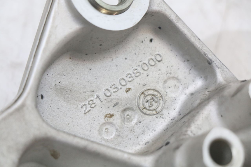 photo de PŁYTKA PODNÓŻKA PRZEDNIA LEWA HUSQVARNA SVARTPILEN 401 (2018 - 2023) - Stan powierzchni