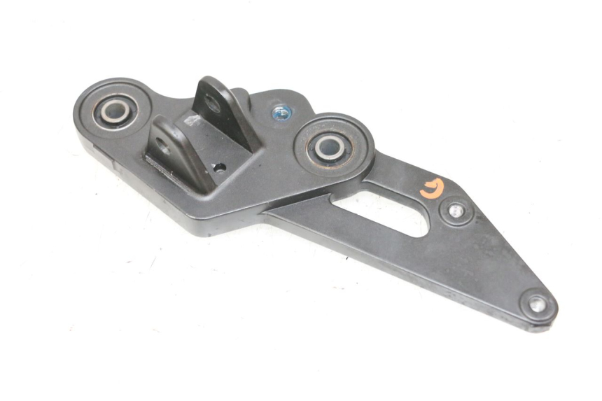 photo de PŁYTKA PODNÓŻKA PRZEDNIA LEWA YAMAHA MT-07 MT07 ABS 700 (2018 - 2020) - Inny kąt widzenia