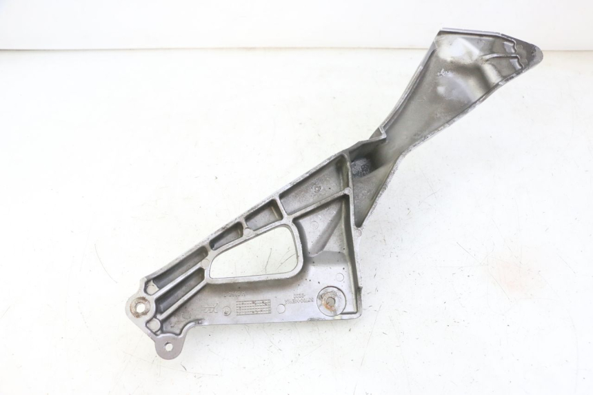 photo de PŁYTKA PODNÓŻKA PRZEDNIA LEWA HONDA NTV DEAUVILLE ABS 700 (2007 - 2016) - Zbliżenie techniczne