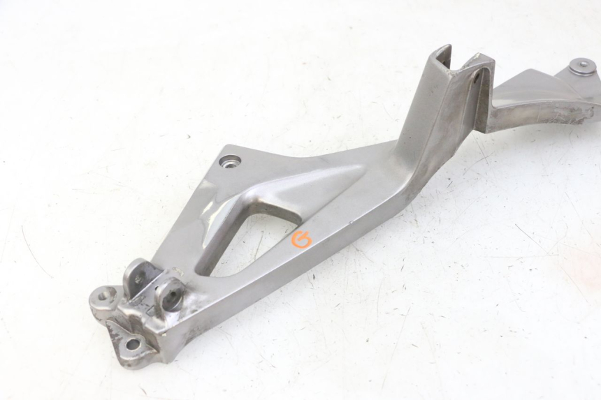 photo de PŁYTKA PODNÓŻKA PRZEDNIA LEWA HONDA NTV DEAUVILLE ABS 700 (2007 - 2016) - Punkty mocowania