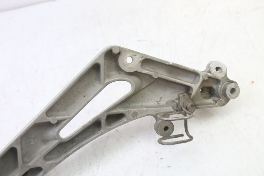 photo de PŁYTKA PODNÓŻKA PRZEDNIA LEWA HONDA NTV DEAUVILLE 650 (2001 - 2006) - Punkty mocowania