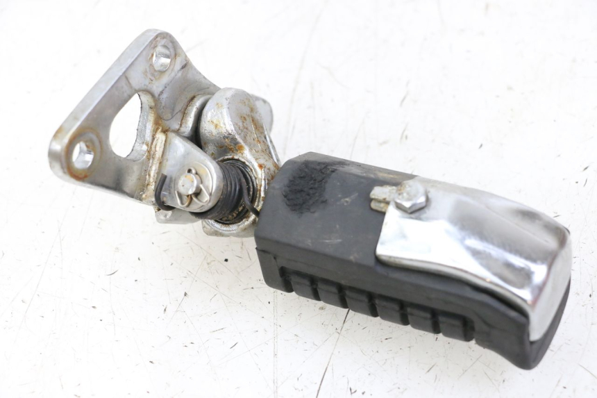 photo de PŁYTKA PODNÓŻKA PRZEDNIA LEWA REGAL RAPTOR RAXTER 2 125 (2007 - 2015) - Szczegół części