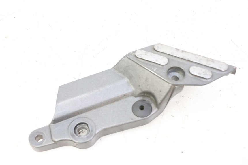 photo de PŁYTKA PODNÓŻKA PRZEDNIA LEWA TRIUMPH SPRINT 900 (1995 - 1998) - Widok główny