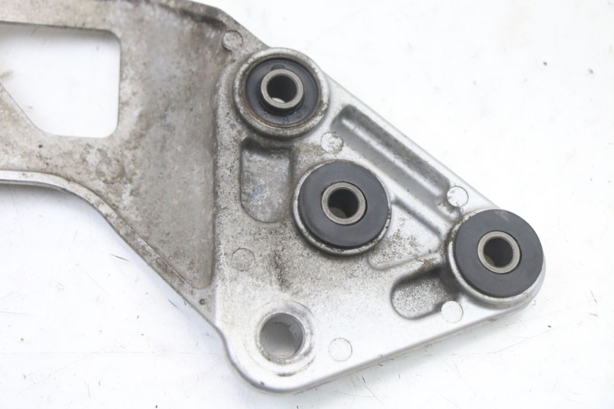 photo de PŁYTKA PODNÓŻKA PRZEDNIA LEWA SUZUKI GSX F GSXF 650 (2007 - 2015) - Punkty mocowania