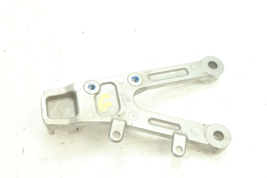 photo de LEWA PRZEDNIA PŁYTKA PODNÓŻKA YAMAHA YZF R6 600 (2008 - 2009) - Zoom stanu zużycia