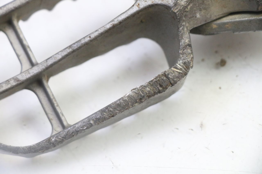 photo de PŁYTKA PODNÓŻKA PRZEDNIA LEWA YAMAHA YZF YZ-F 450 (2014 - 2016) - Widok ogólny