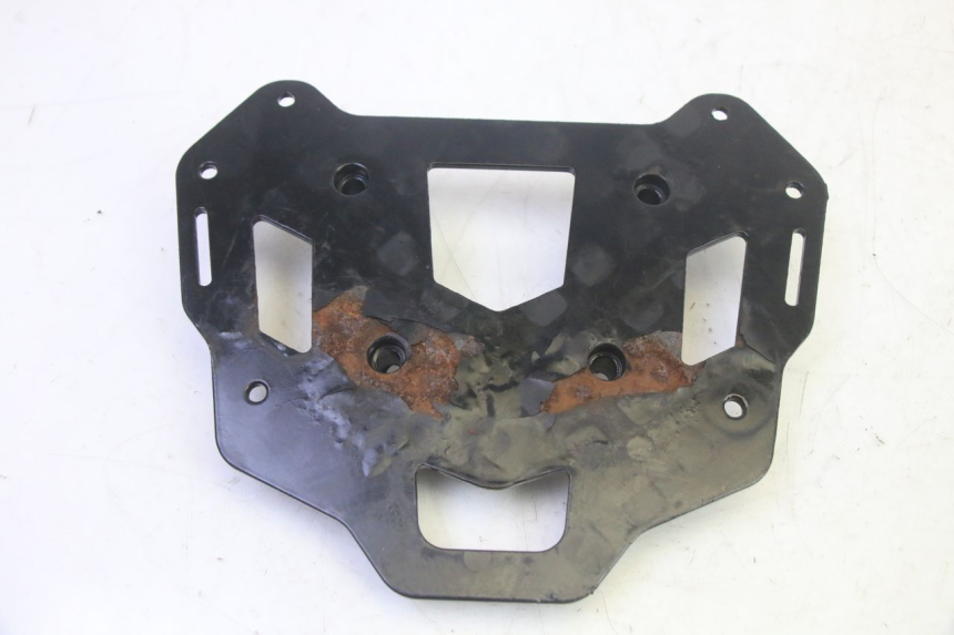 photo de PŁYTA MONTAŻOWA KUFERKA TYŁ PIAGGIO MP3 HPE 350 (2018 - 2020) - Szczegół części