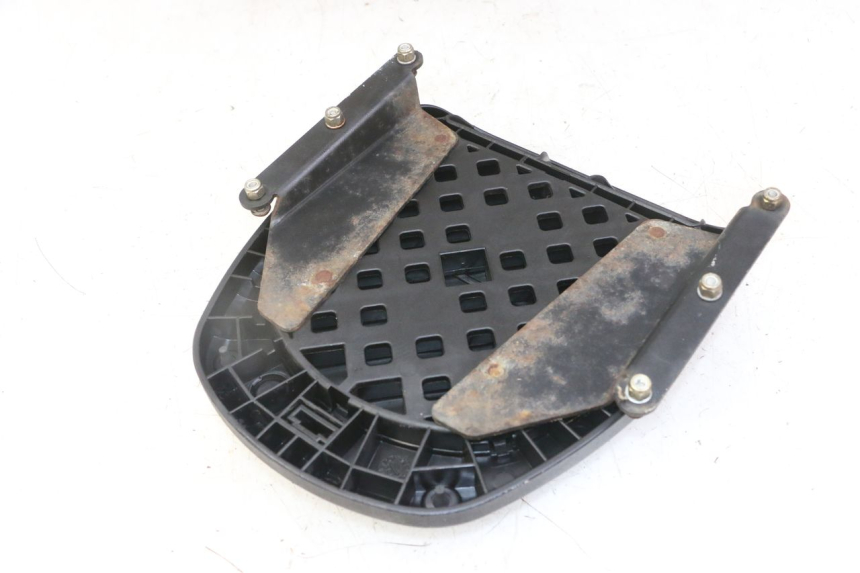 photo de PŁYTA MONTAŻOWA KUFERKA TYPU TOP CASE HONDA XLV VARADERO 125 (2000 - 2006) - Inny kąt widzenia