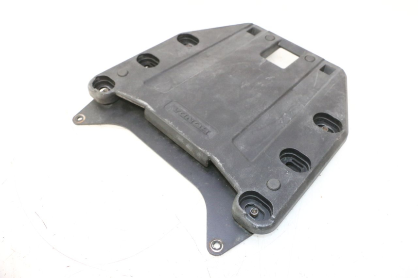 photo de PŁYTA TOP CASE HONDA XLV VARADERO 125 (2007 - 2012) - Zoom stanu zużycia