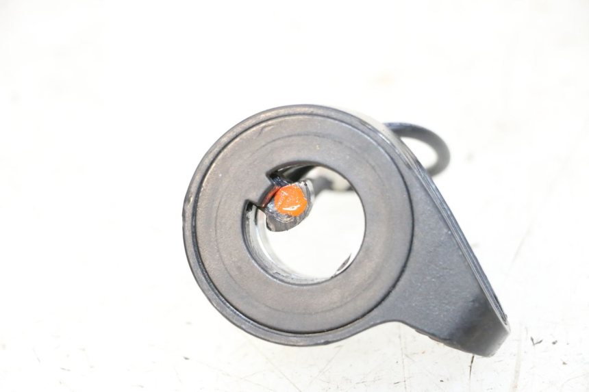 photo de MANETKA GAZU URBANGLIDE 100XS 1 - Inny kąt widzenia