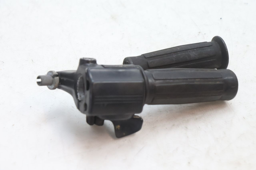 photo de Uchwyt przepustnicy PEUGEOT 103 SPX CLIP 50 (1989 - 1992) - Zoom stanu zużycia