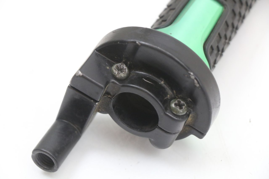 photo de MANETKA GAZU ORION AGB37 CRF1 DIRT BIKE 140 - Zbliżenie techniczne