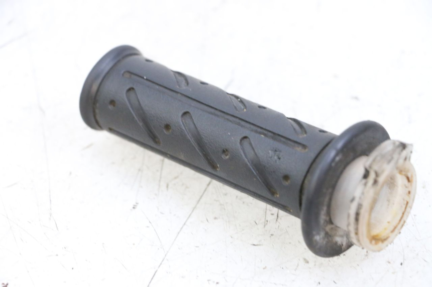 photo de MANETKA GAZU KYMCO AGILITY 4T 50 (2018 - 2022) - Widok główny