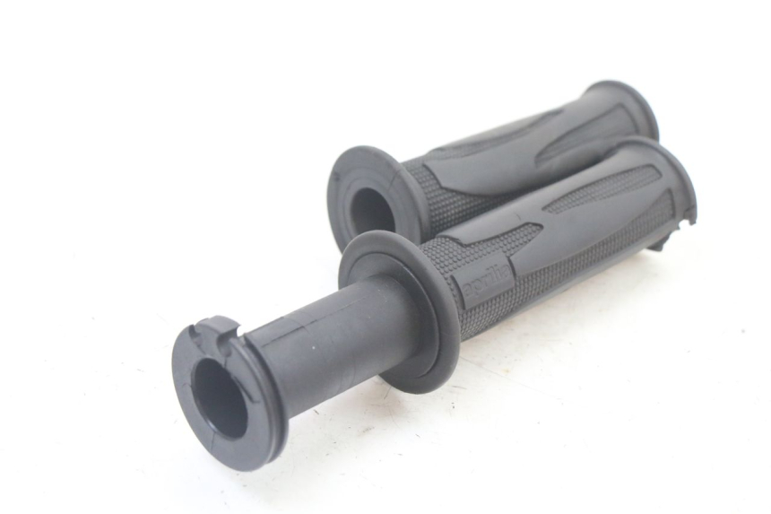 photo de MANETKA GAZU APRILIA ATLANTIC 125 (2003 - 2009) - Szczegół części