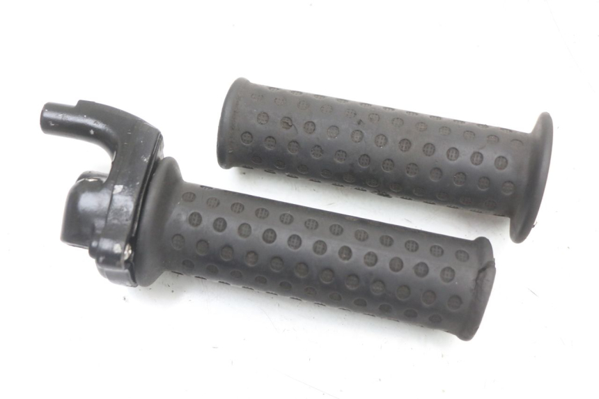 photo de MANETKA GAZU APRILIA SR MOTARD 50 (2012 - 2018) - Widok główny