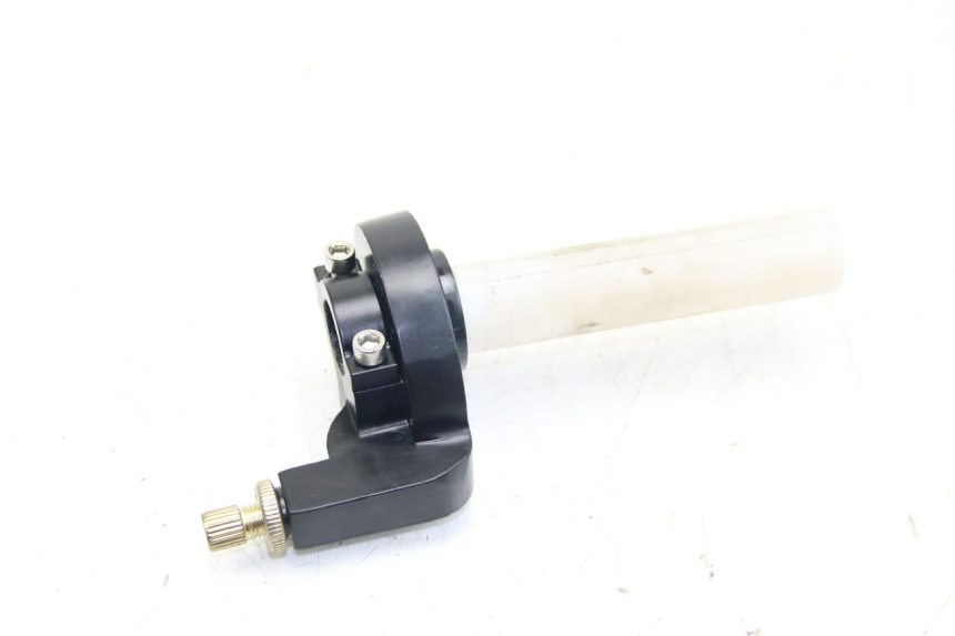 photo de MANETKA GAZU MBK BOOSTER SPIRIT 50 (1999 - 2003) - Inny kąt widzenia