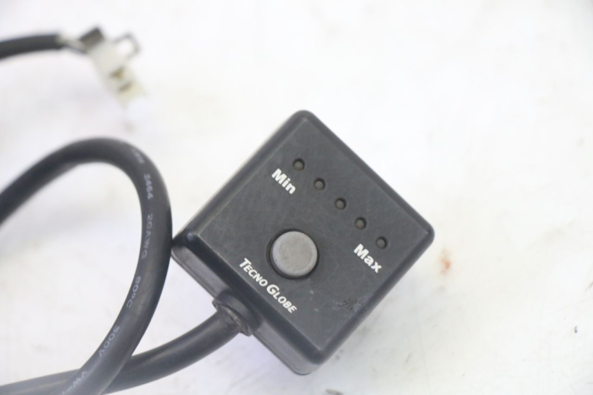 photo de MANETKA GAZU SUZUKI BURGMAN 125 (2007 - 2014) - Widok produktu