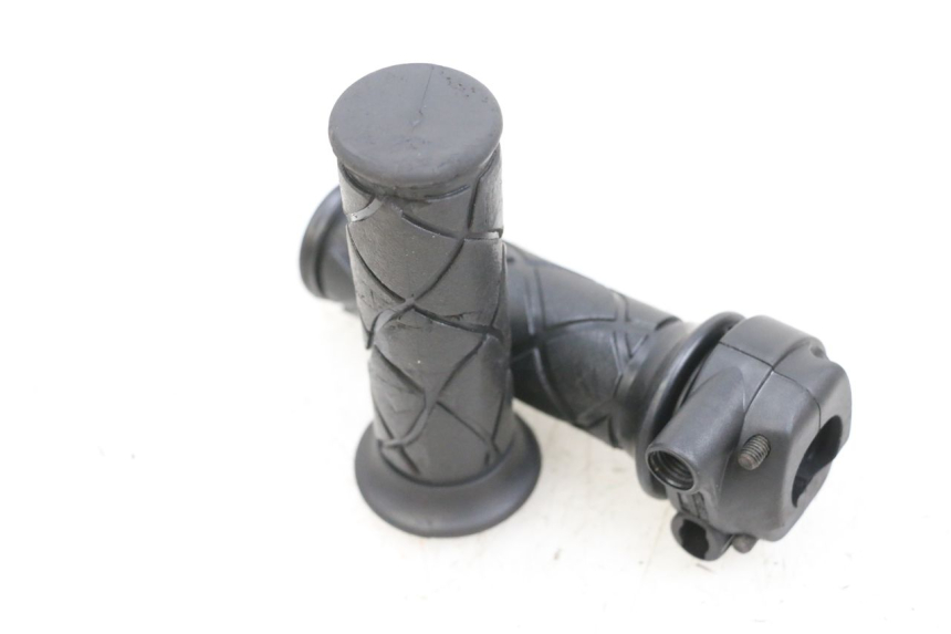 photo de MANETKA GAZU YAMAHA BW'S EASY 50 (2013 - 2016) - Widok główny