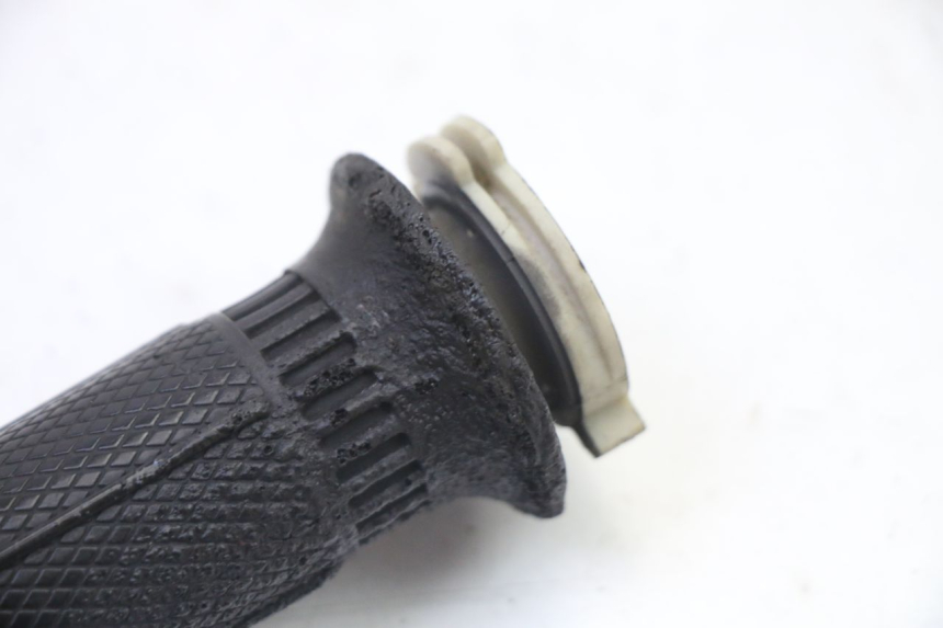 photo de MANETKA GAZU SKYTEAM DAX REPLICA 110 (2005 - 2015) - Inny kąt widzenia