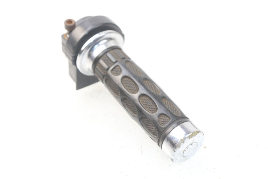 photo de MANETKA GAZU CCR DIRT BIKE 125 - Zoom stanu zużycia