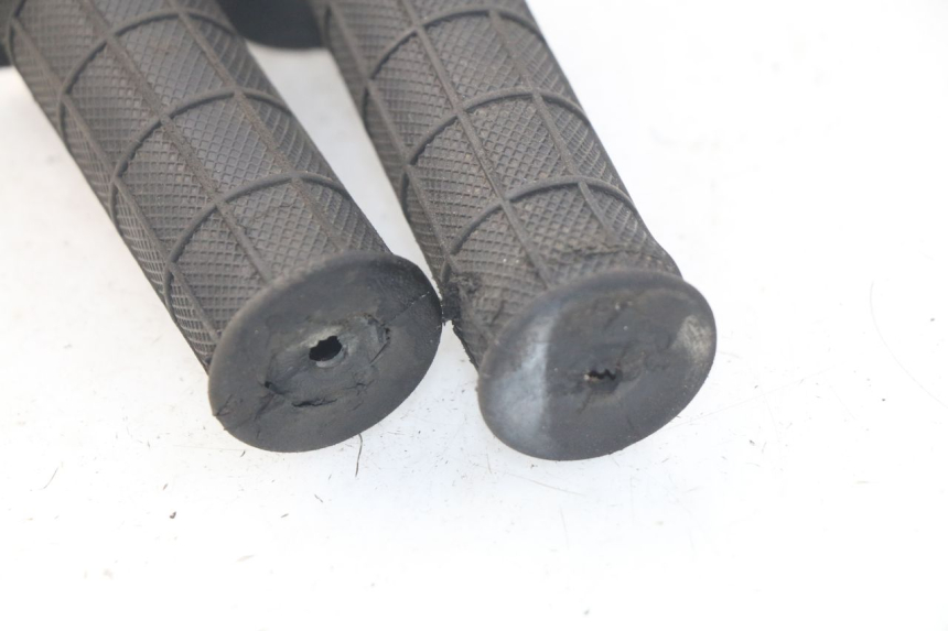 photo de MANETKA GAZU LIFAN DIRTBIKE 50 - Inny kąt widzenia