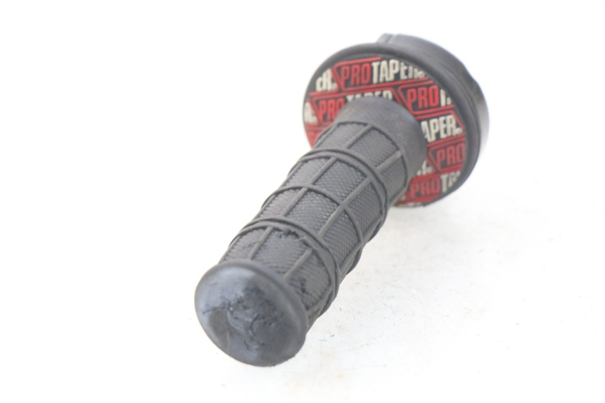 photo de MANETKA GAZU CRZ DIRTBIKE 140 - Zoom stanu zużycia