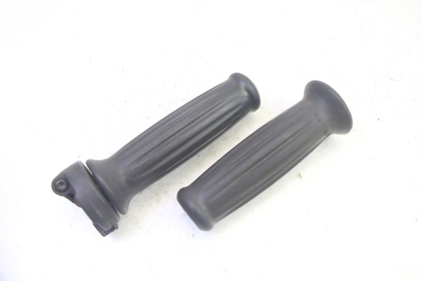 photo de MANETKA GAZU PEUGEOT DJANGO 4T 50 (2014 - 2019) - Widok główny