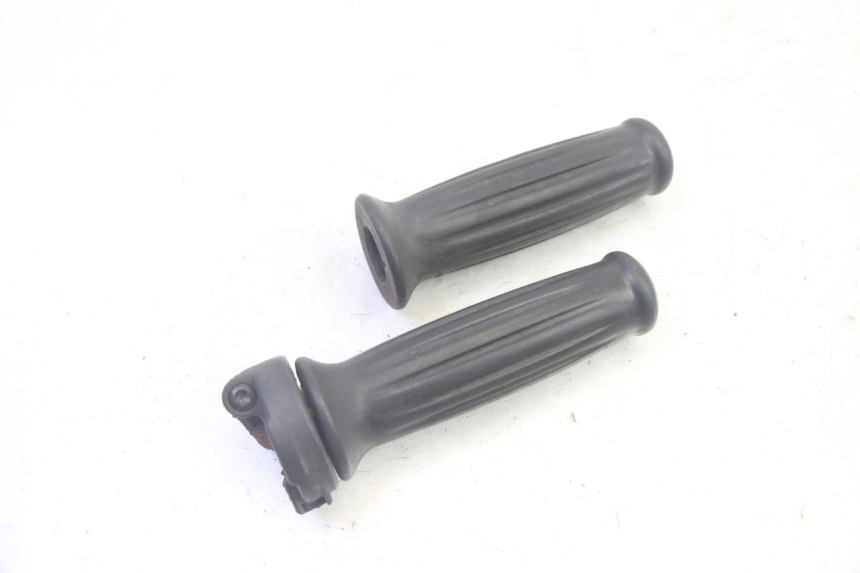 photo de MANETKA GAZU PEUGEOT DJANGO 4T 50 (2014 - 2019) - Szczegół części