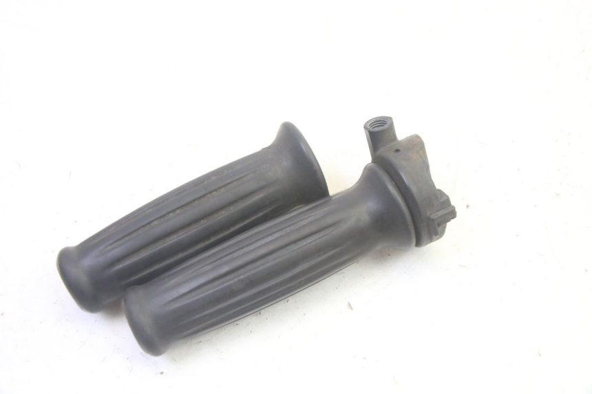 photo de MANETKA GAZU PEUGEOT DJANGO 4T 50 (2014 - 2019) - Zbliżenie techniczne