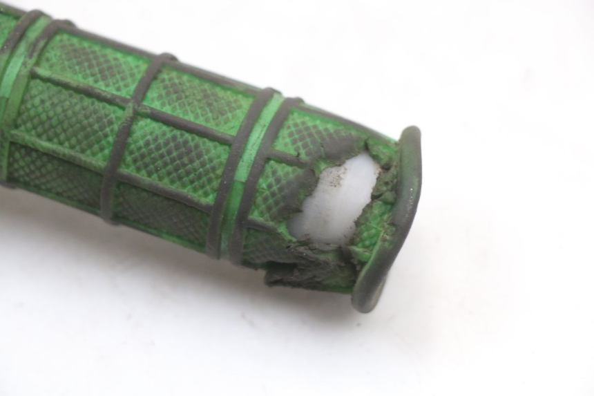 photo de MANETKA GAZU KSR RACING DRIFT 140 - Zbliżenie techniczne